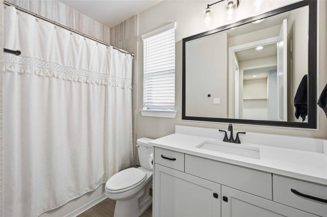 10757 Chinese Violet, Conroe, TX 77385