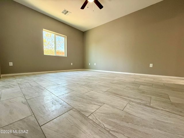 5625 E 29th Street, Tucson, AZ 85711