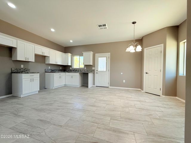 5625 E 29th Street, Tucson, AZ 85711