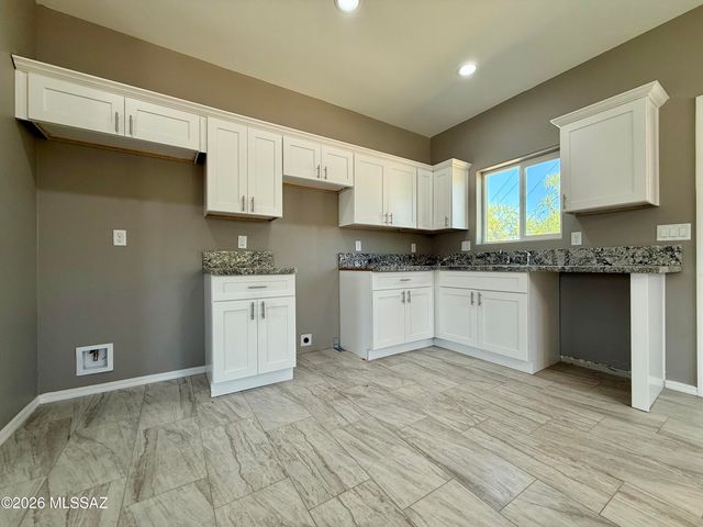 5625 E 29th Street, Tucson, AZ 85711