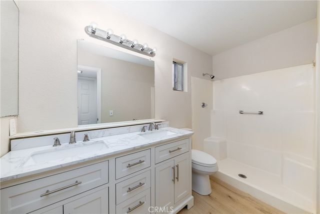 12170 Pluto Drive, Victorville, CA 92392