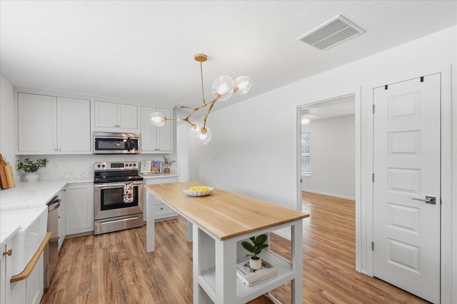 358 Birch Street, Lewisville, TX 75057