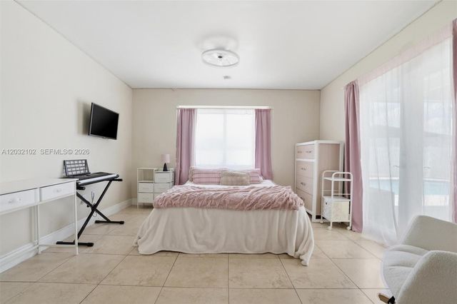 13391 SW 78th St, Miami, FL 33183