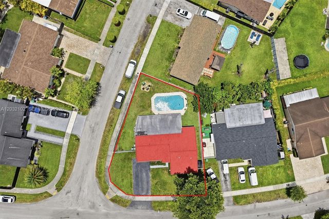 13391 SW 78th St, Miami, FL 33183