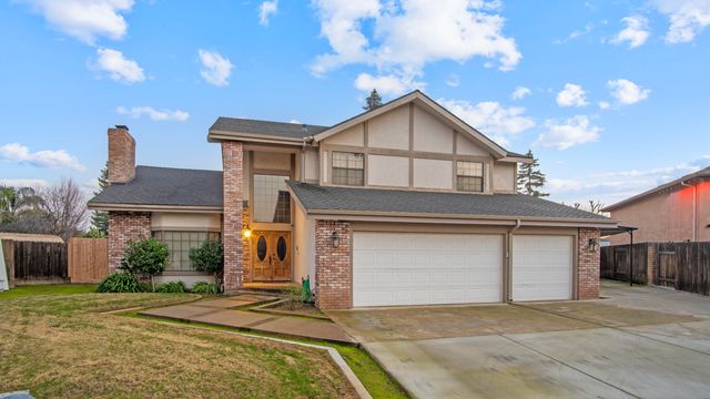 1350 N Lindale Place, Porterville, CA 93257