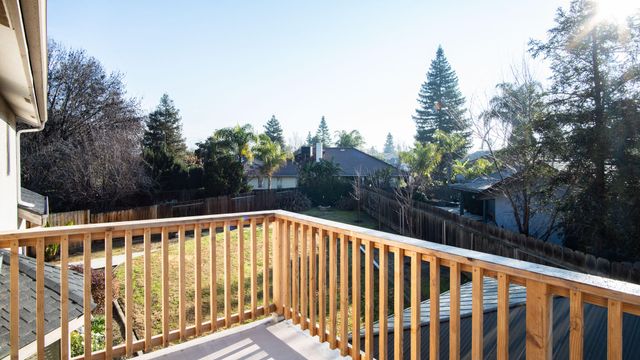 1350 N Lindale Place, Porterville, CA 93257