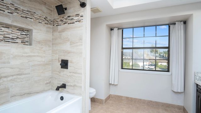 1350 N Lindale Place, Porterville, CA 93257