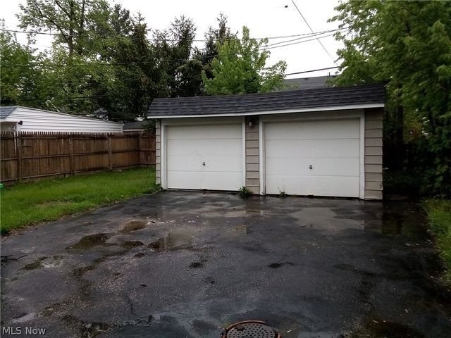 21771 Ball Avenue, Euclid, OH 44123
