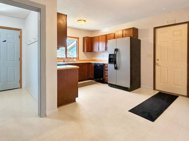 741 Main Street, Tracy, MN 56175