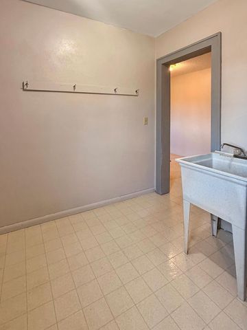 741 Main Street, Tracy, MN 56175