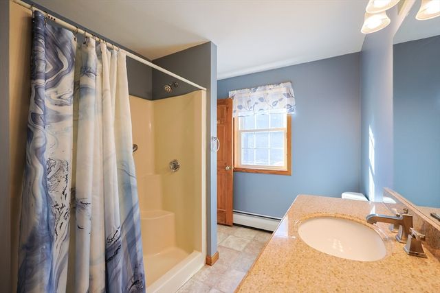 1380 North Brookfield Rd, Oakham, MA 01068