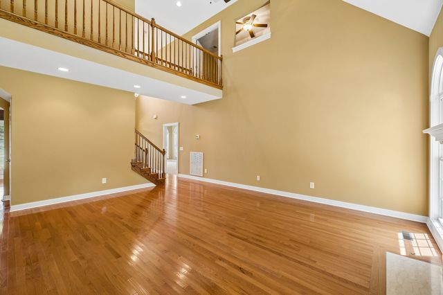 2006 Alycia Way, Pleasant View, TN 37146