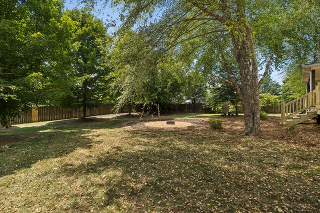 2006 Alycia Way, Pleasant View, TN 37146