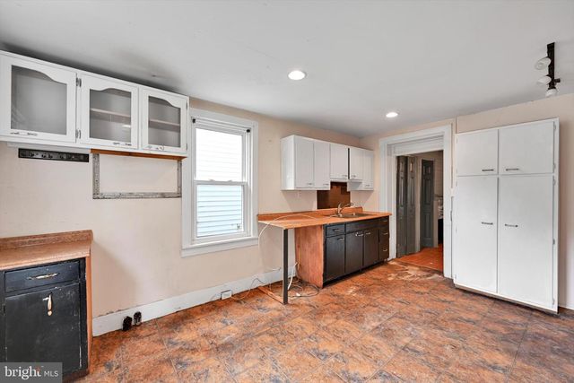 1006 WALNUT ST, Lebanon, PA 17042