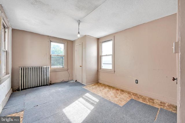 1006 WALNUT ST, Lebanon, PA 17042