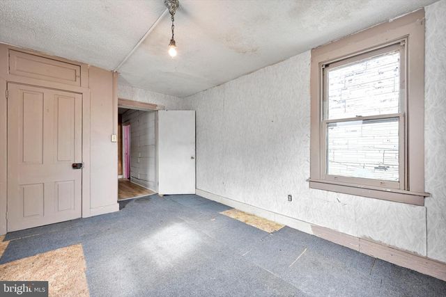 1006 WALNUT ST, Lebanon, PA 17042