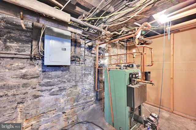 1006 WALNUT ST, Lebanon, PA 17042