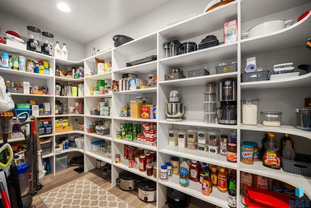 1625 W River Bend St Street, Brandon, SD 57005