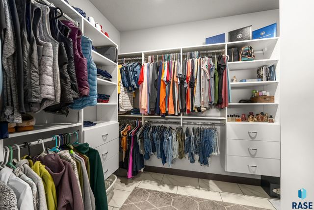 1625 W River Bend St Street, Brandon, SD 57005