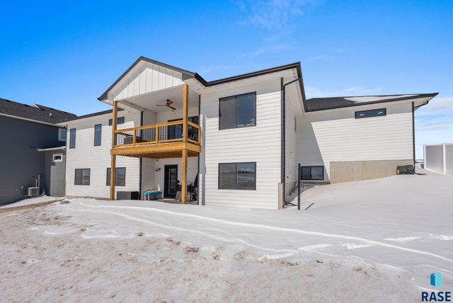 1625 W River Bend St Street, Brandon, SD 57005