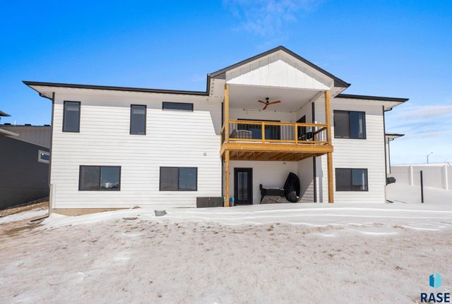 1625 W River Bend St Street, Brandon, SD 57005