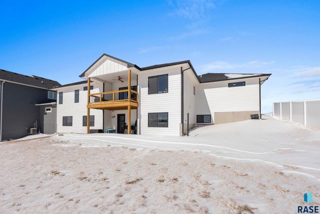 1625 W River Bend St Street, Brandon, SD 57005