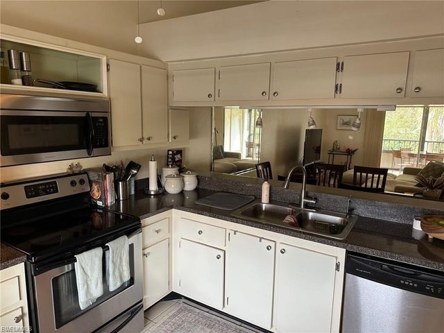 13150 White Marsh LN 203, Fort Myers, FL 33912