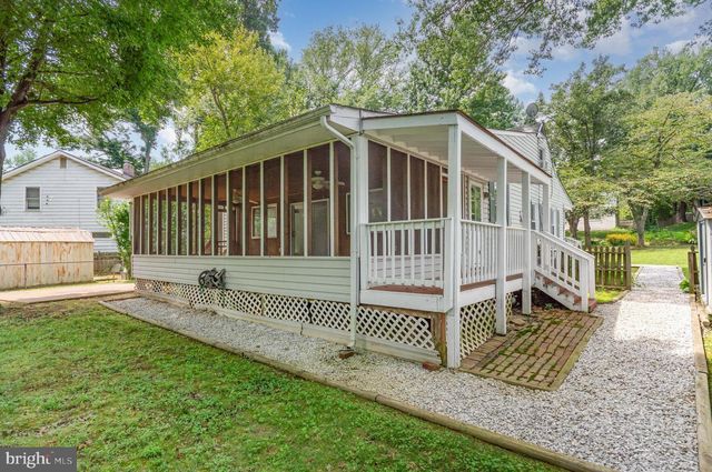 3143 COFER RD, Falls Church, VA 22042