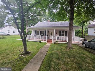 3143 COFER RD, Falls Church, VA 22042