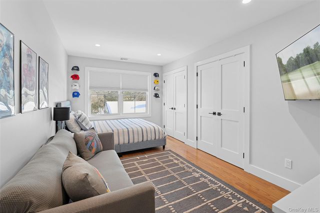 55 Squires Avenue, East Quogue, NY 11942