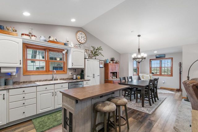 514 Montesian Court, Monticello, WI 53570