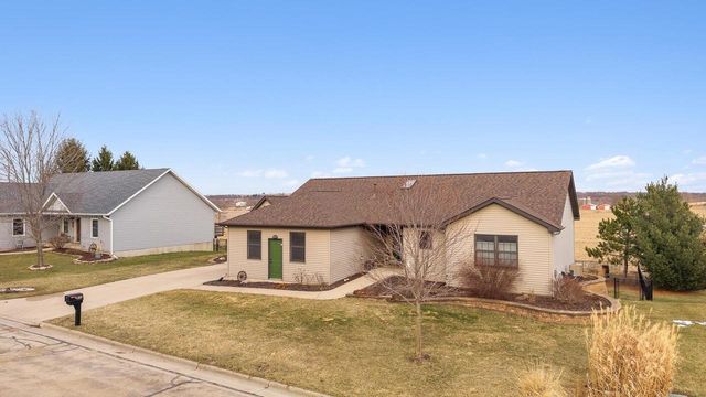 514 Montesian Court, Monticello, WI 53570