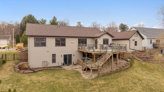 514 Montesian Court, Monticello, WI 53570