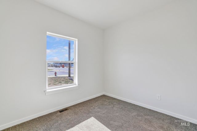 2003 Regan St, Jerome, ID 83338