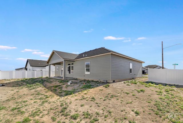 2003 Regan St, Jerome, ID 83338