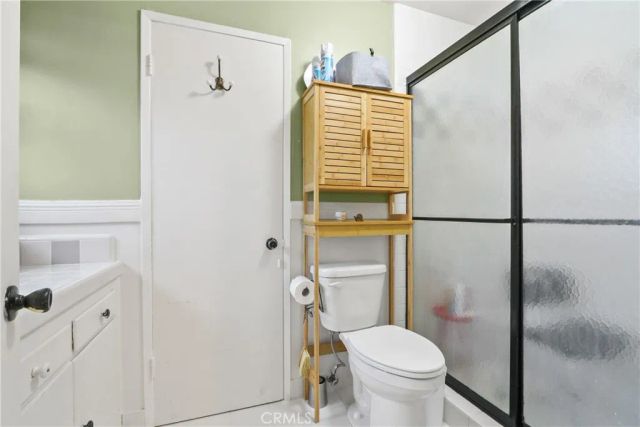 946 W La Deney, Ontario, CA 91762