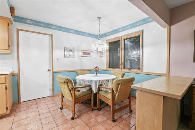 946 W La Deney, Ontario, CA 91762