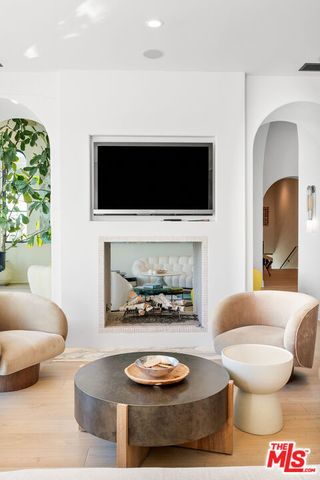 6201 Murphy Way, Malibu, CA 90265