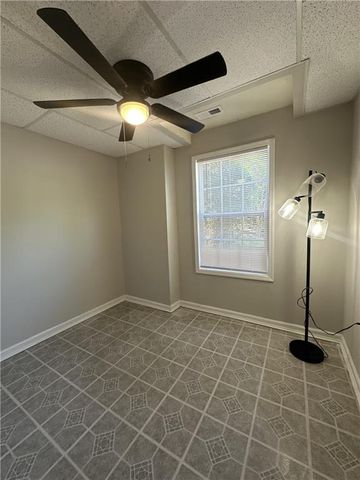1975 Hallow Trace Way, Norcross, GA 30071