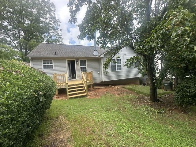 1975 Hallow Trace Way, Norcross, GA 30071