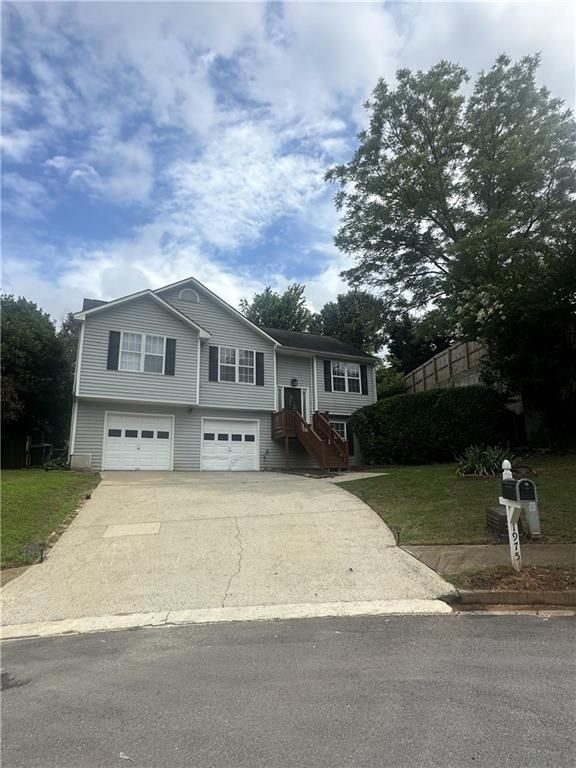 1975 Hallow Trace Way, Norcross, GA 30071