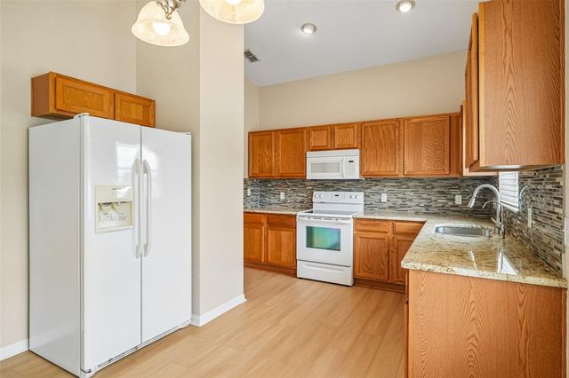 10649 CARLOWAY HILLS DRIVE, Wimauma, FL 33598