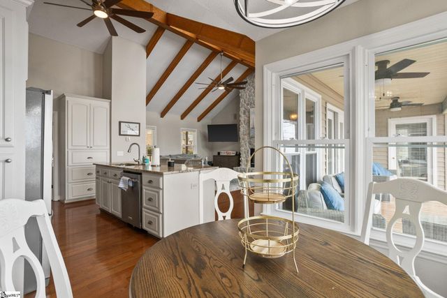 351 Ridgewood Drive, Waterloo, SC 29384