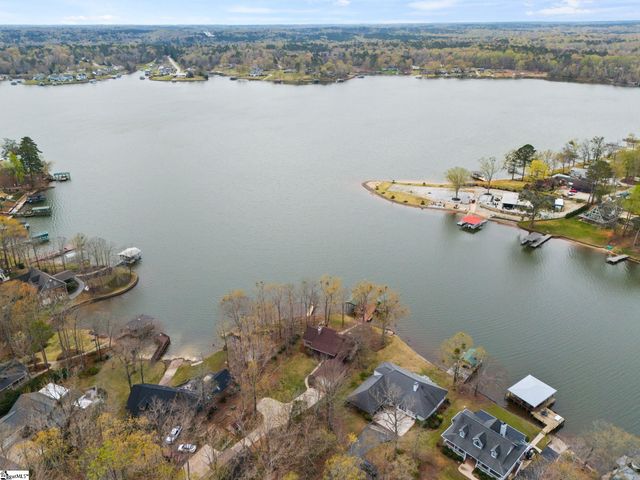 351 Ridgewood Drive, Waterloo, SC 29384