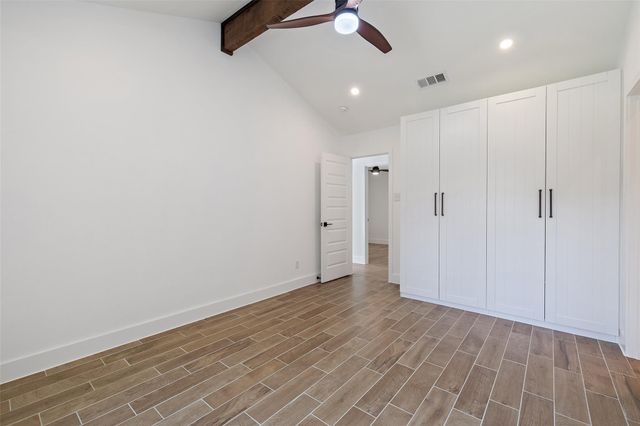 1111 Spearson LN, Austin, TX 78745