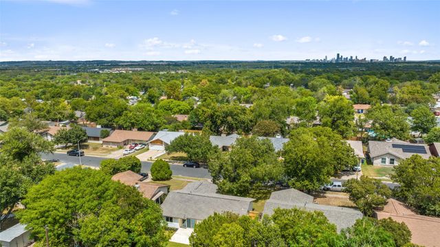 1111 Spearson LN, Austin, TX 78745