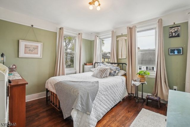 61 S Passaic Ave, Chatham Boro, NJ 07928