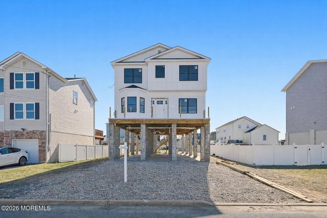 214 Raritan Street, Union Beach, NJ 07735