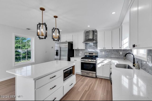 214 Raritan Street, Union Beach, NJ 07735