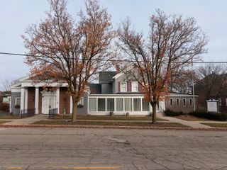 208 W Erie Street, Albion, MI 49224